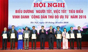Hanoi honours nine outstanding citizens
