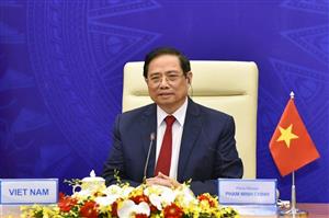 Vietnam diversifies energy sources, focuses on renewable energy, says PM