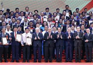 100 outstanding Vietnamese farmers in 2022 honoured