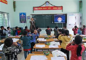  Mountainous primary schools face shortage of English teachers