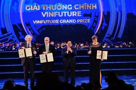 VinFuture Prize honours mRNA vaccine researchers