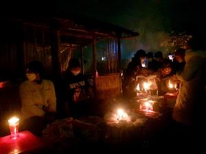 Praying for luck at Bac Ninh new year market