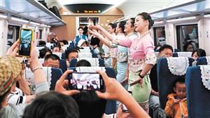 China-Laos train a big hit among tourists