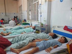 Dong Nai food poisoning victims rise to nearly 500