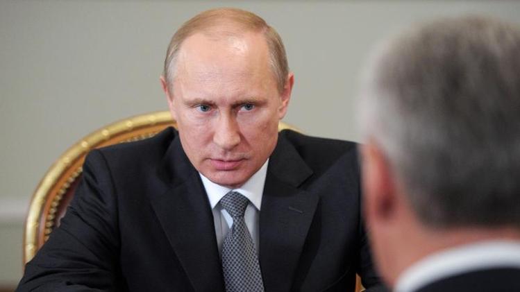 Russia&#39;s President Vladimir Putin attends a meeting at the Novo-Ogaryovo residence near Moscow, on June 17, 2014