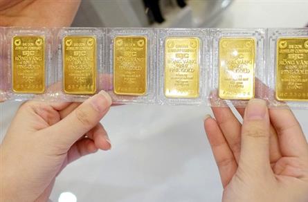 Central bank says no gold shortages, vows to stabilise gold market