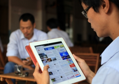 The Wi-Fi system makes internet connection more convenient for both locals and tourists in Da Nang city.