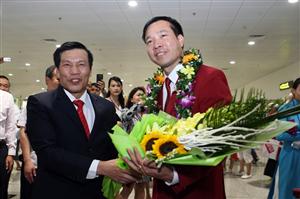 Olympic star Vinh receives hero’s welcome home