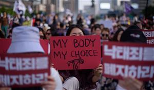 S. Korea doctors protest over tougher abortion restrictions