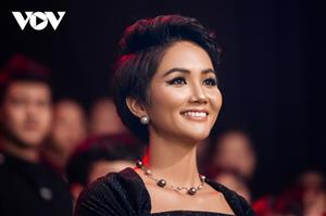  Miss Universe Vietnam H’Hen Nie to model at Milan Fashion Week