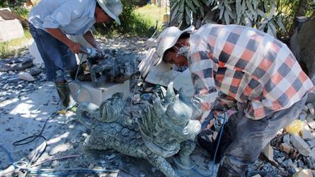 Danang stone workshops to be relocated due to pollution