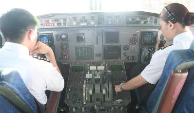 Airlines in Vietnam struggle to employ pilots 