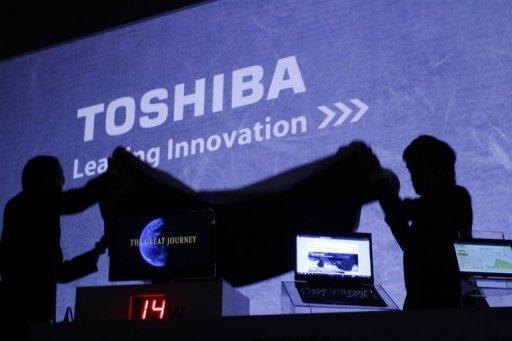  Toshiba to shut three Japan factories
