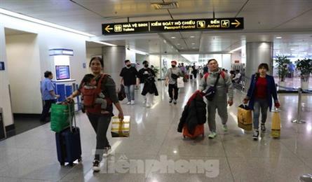 Travel firms cancel tours to China to avoid spread of novel coronavirus