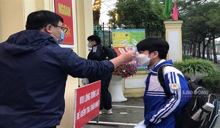 Hanoi schools urged to ensure medical force for reopening