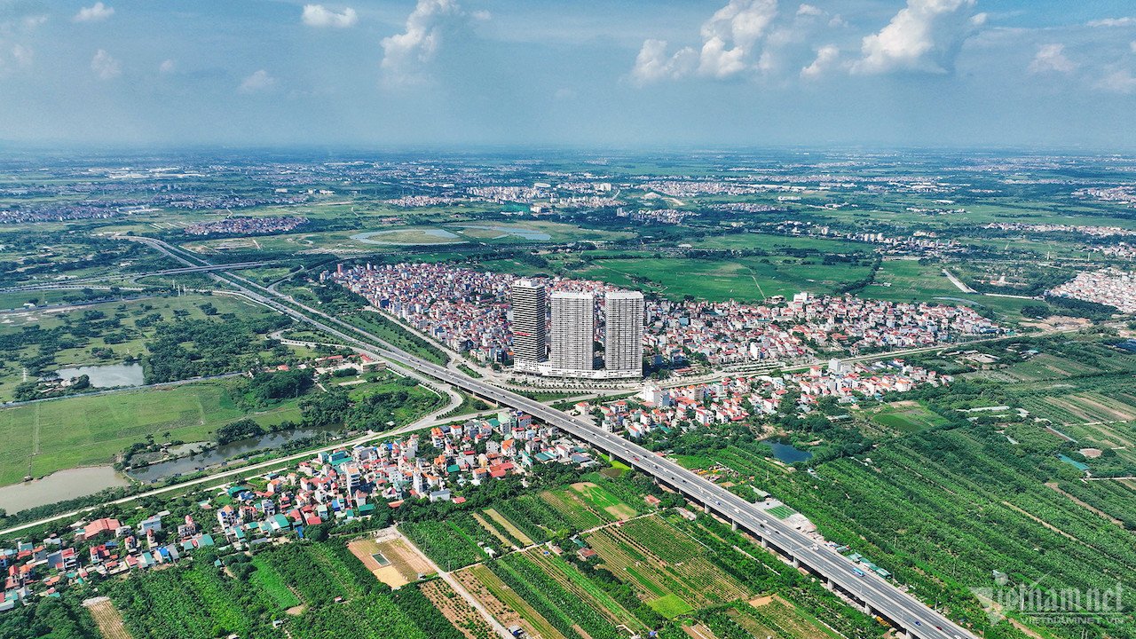 Hanoi seeks investors for smart city project