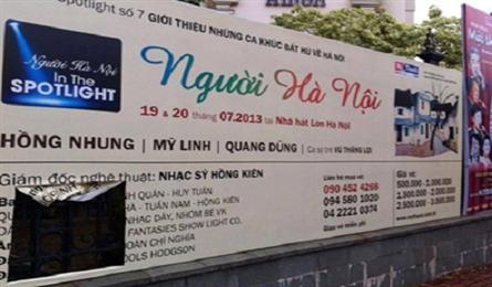 Hanoi tightens control over ad banners