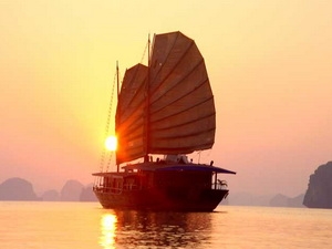 CNN pays tribute to Halong Bay’s sunset