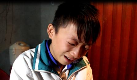 Boy faces lonely Tet after mother’s death